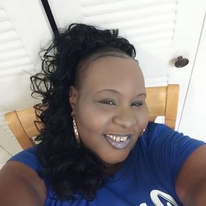 Meet your Posher, Alisa